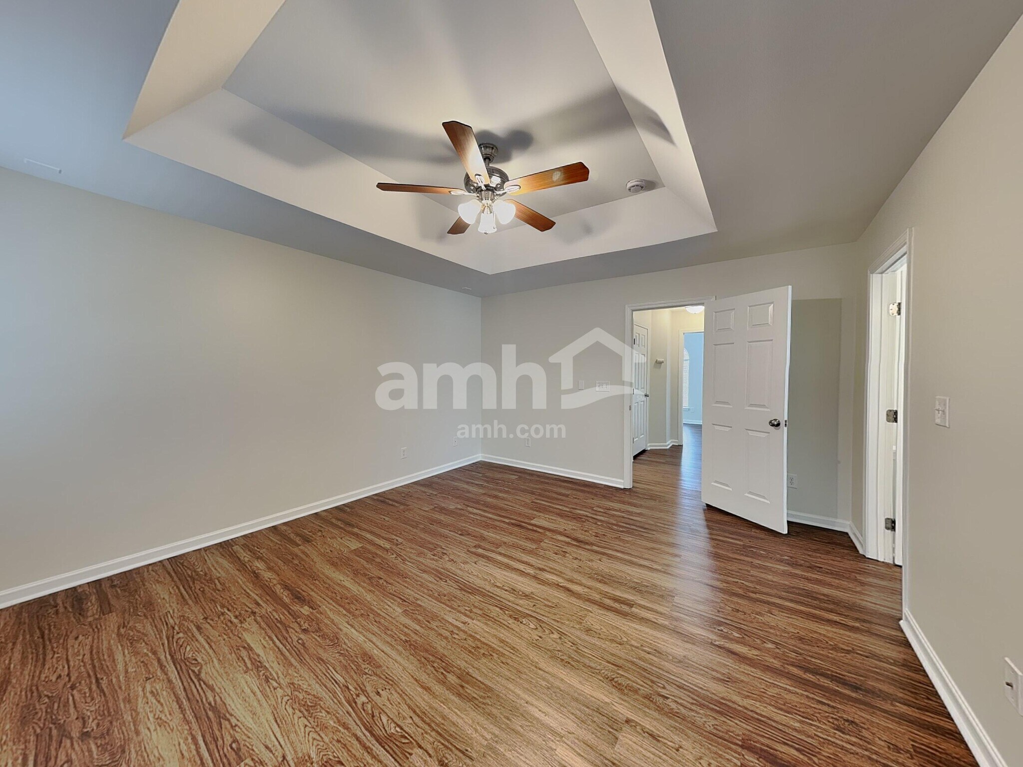 Building Photo - 1019 Canopy Dr