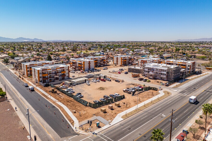 Aerial Photo - Streamliner 87th