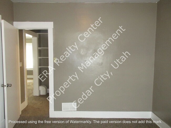 Building Photo - 431 N 300 W