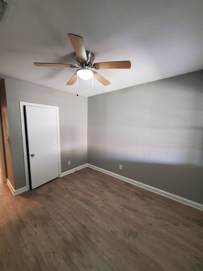 Building Photo - Beautiful 3-Bed Apartment in Schertz!