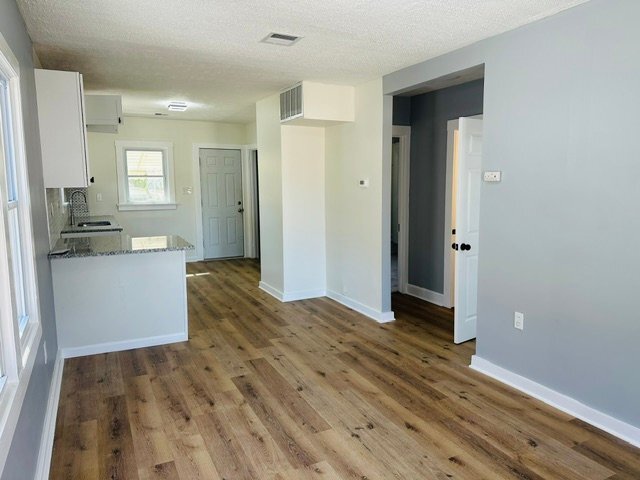 Building Photo - 13825 Thornhope Rd