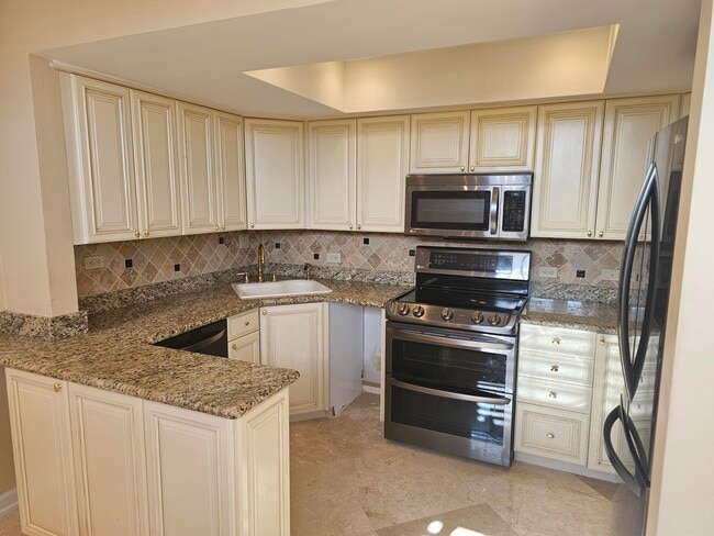 Building Photo - 1501 S Flagler Dr