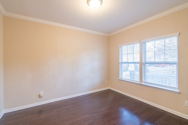 Building Photo - Spacious 4 Bedroom, 3.5 Bath Home for Rent in Pineville!