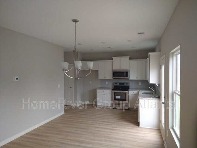 Building Photo - 39 Roundabout Ln