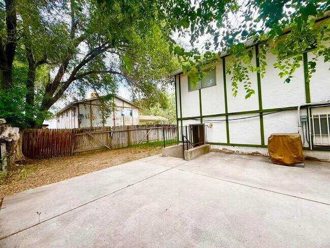 Building Photo - 3192 South 1850 West, Unit A