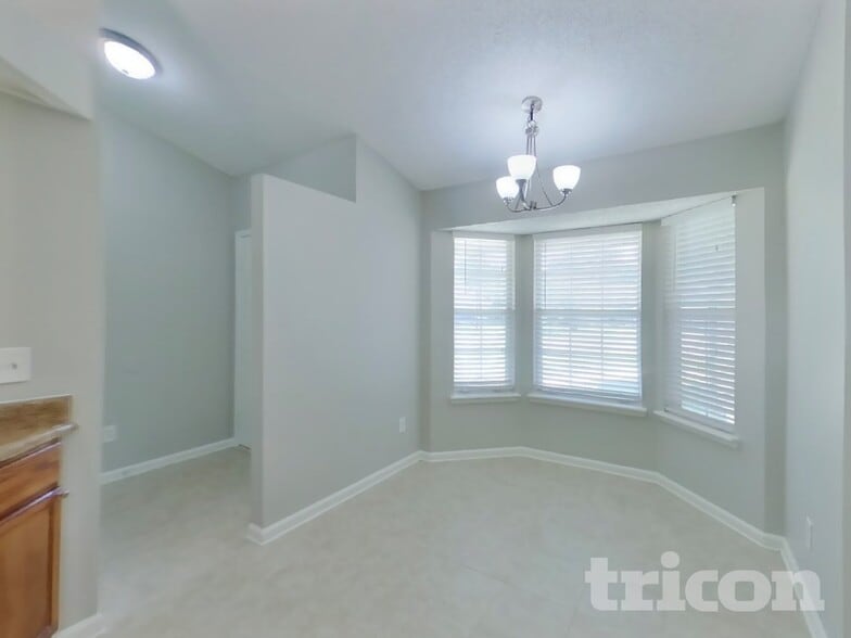 Building Photo - 298 Fawnridge Ln