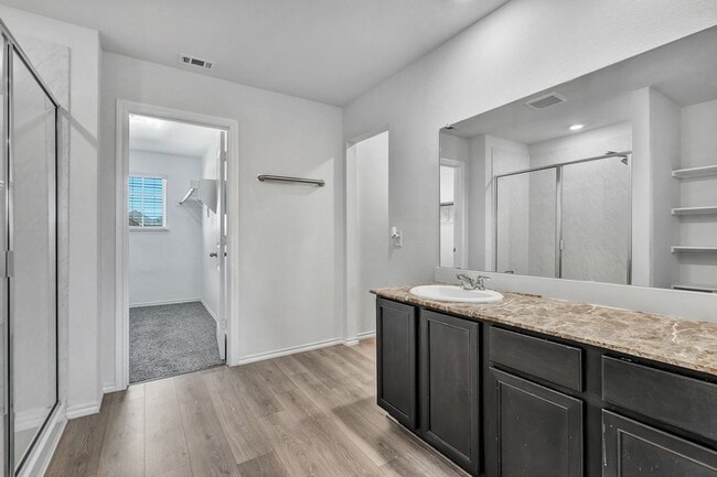 Building Photo - 3212 Perman Dr