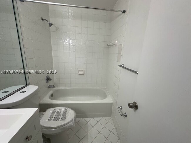 Building Photo - 7500 SW 153rd Ct
