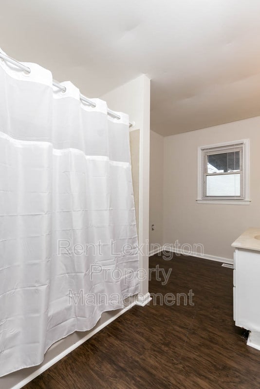 Building Photo - 145 Newcastle St