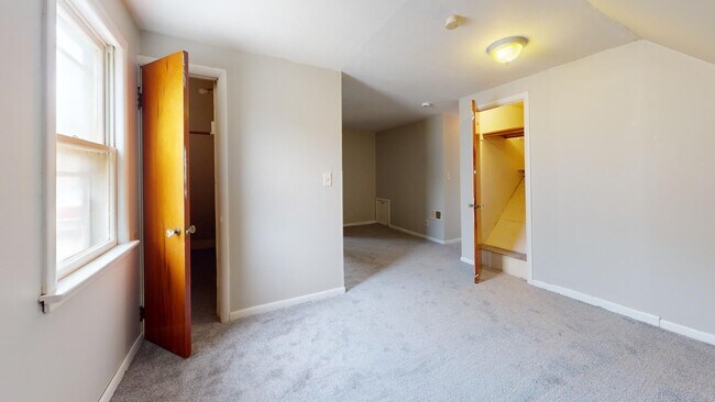 Building Photo - 3753 W 117th St