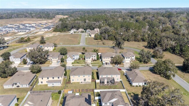 Building Photo - Private Oasis in the Heart of Alachua