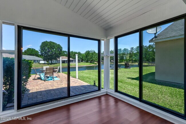 Building Photo - 566 Longmill Ln