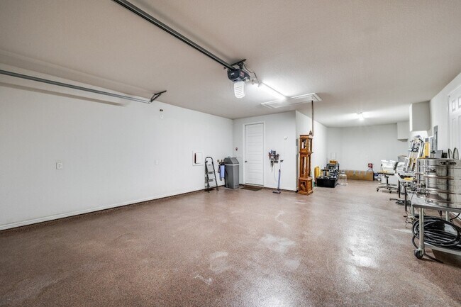 Building Photo - 4080 Freeman Way