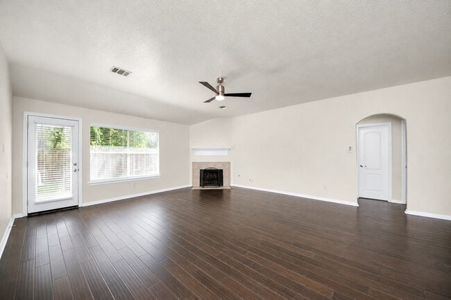 Building Photo - 5114 Santrey Dr