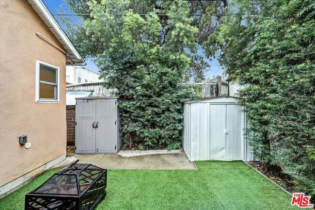 Building Photo - 4020 Brunswick Ave