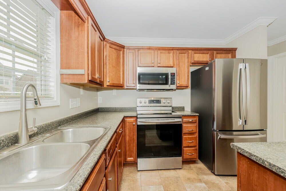 Building Photo - 3605 Jerry Anderson Dr