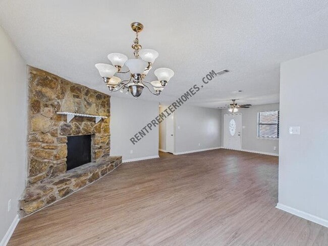 Building Photo - 5223 Mulberry Pl