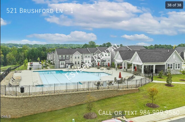 Building Photo - 521 Brushford Ln