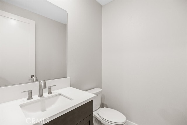 Building Photo - 395 Sawbuck