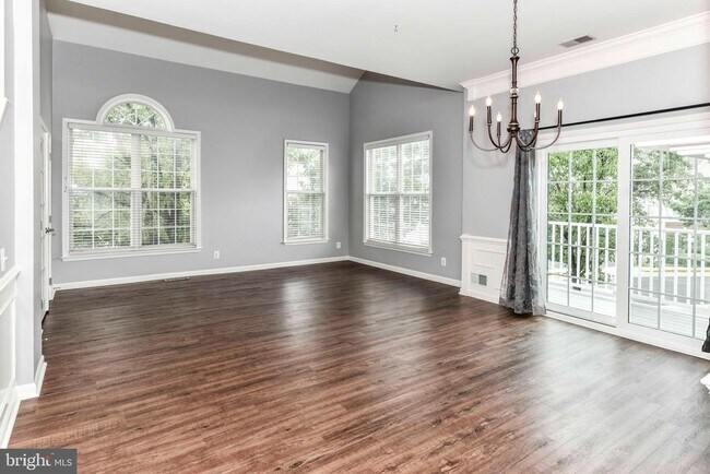 Building Photo - 6324 Eagle Ridge Ln