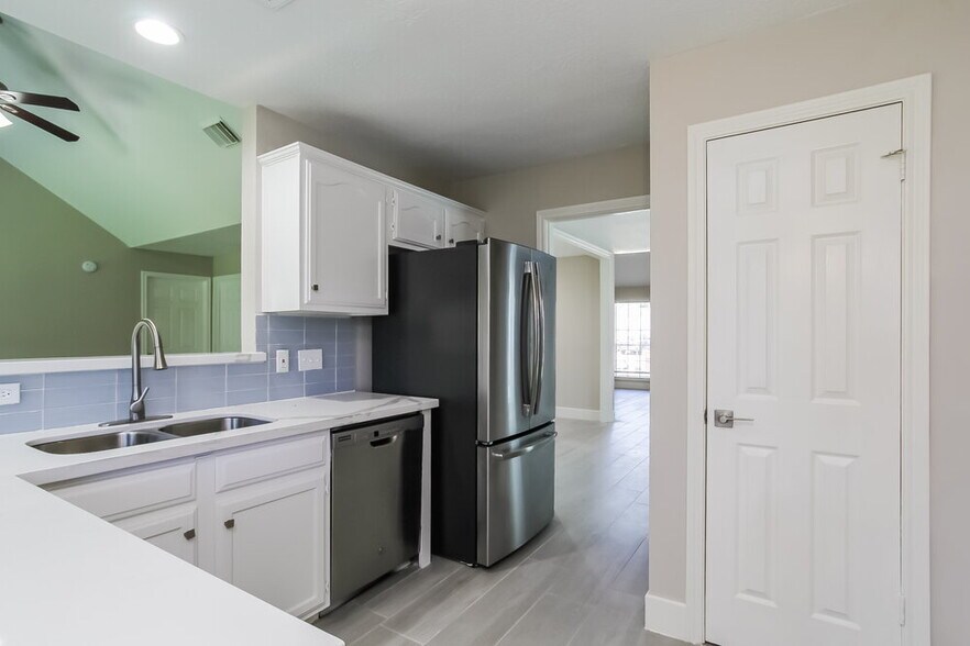 Building Photo - 6026 Egypt Dr