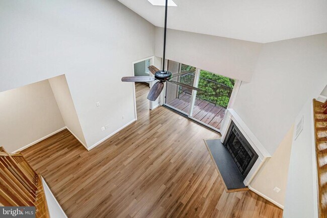 Building Photo - 7729 Inversham Dr