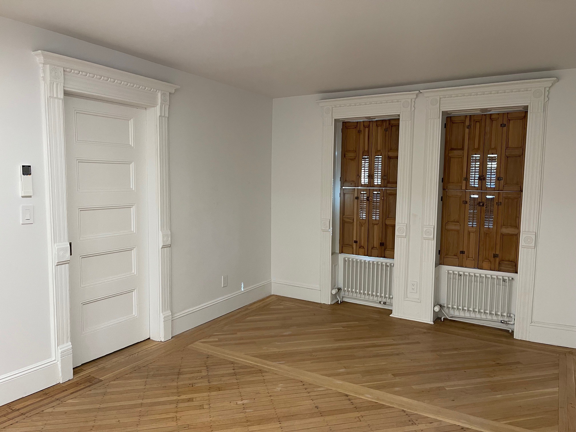 Building Photo - 130 Underhill Ave