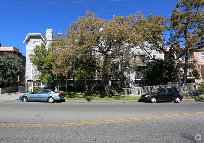 Building Photo - CAMARILLO10845