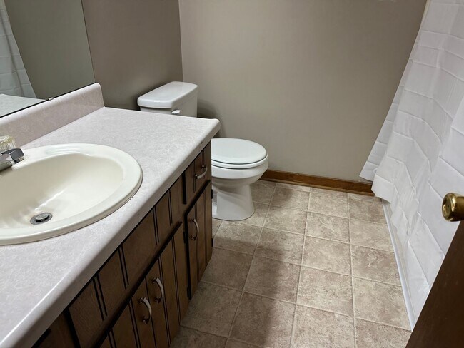 Building Photo - 4130 Stag Run Ct