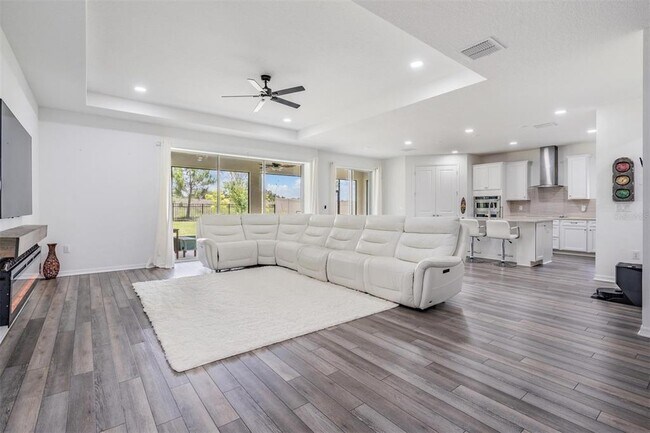 Building Photo - 9405 Ibis Grove Blvd