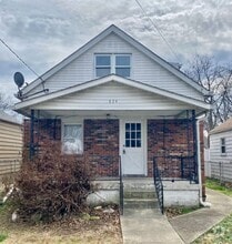 Building Photo - 824 Brentwood Ave