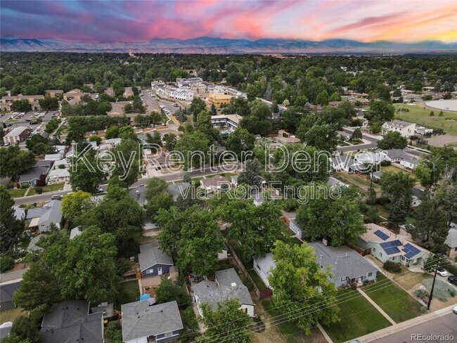 Building Photo - 2805 Fenton St