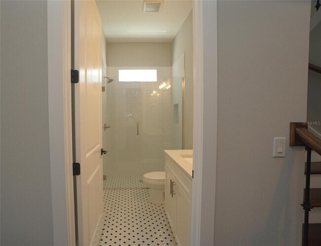 Building Photo - 3625 E Clark Cir