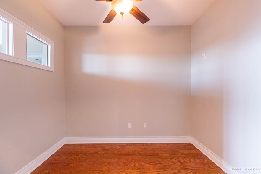 Office - 625 N Segoe Rd