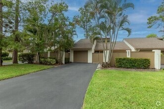 Building Photo - 253 Wood Dale Dr