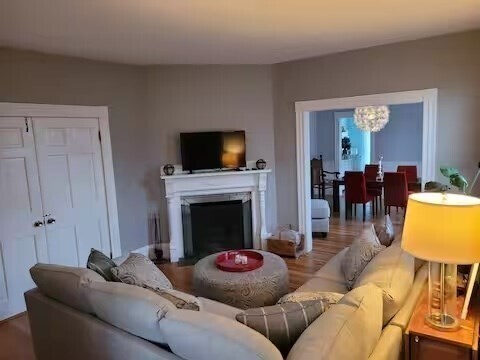 Building Photo - 357 Lafayette St