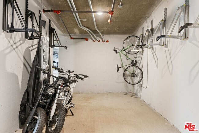 Building Photo - 3808 College Ave