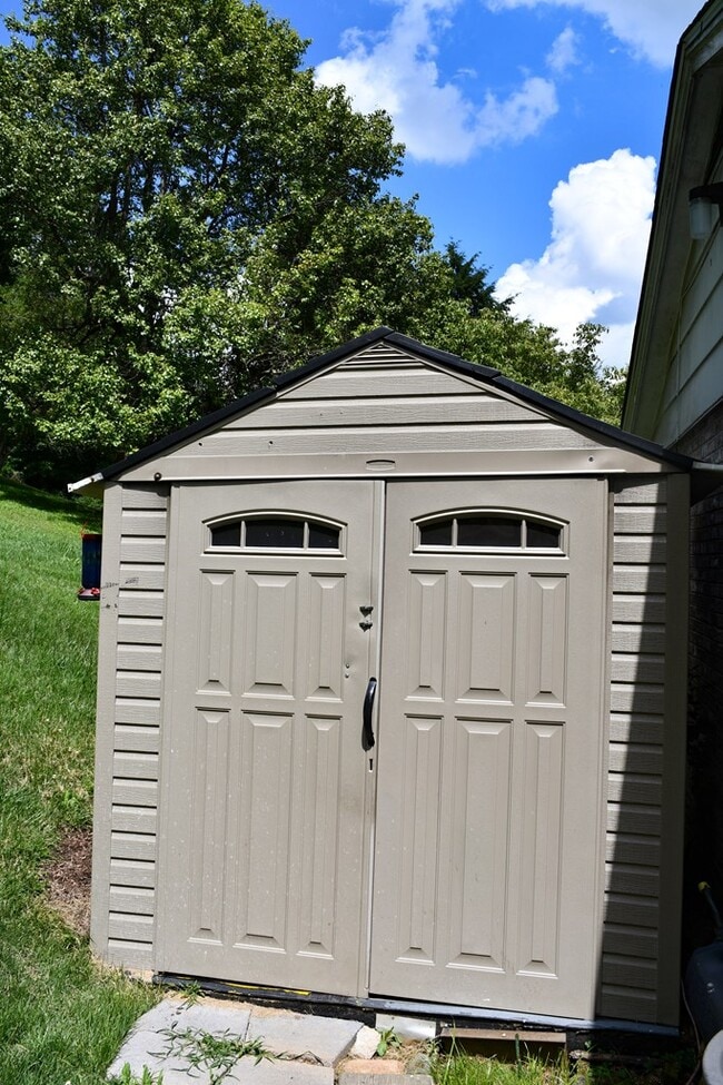 Building Photo - 1912 Virginia Ave