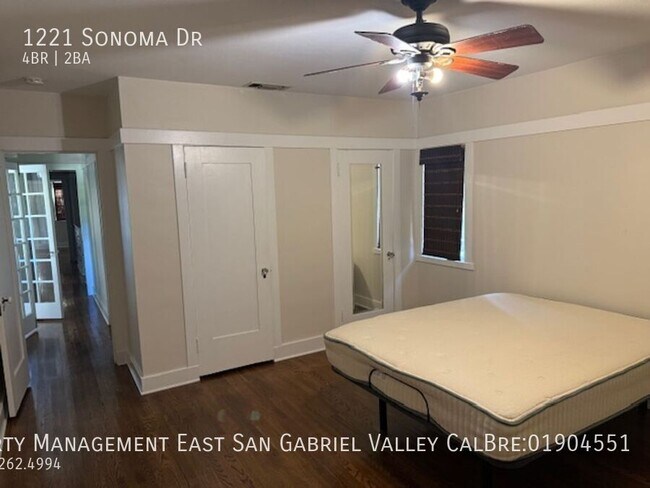 Building Photo - 1221 Sonoma Dr