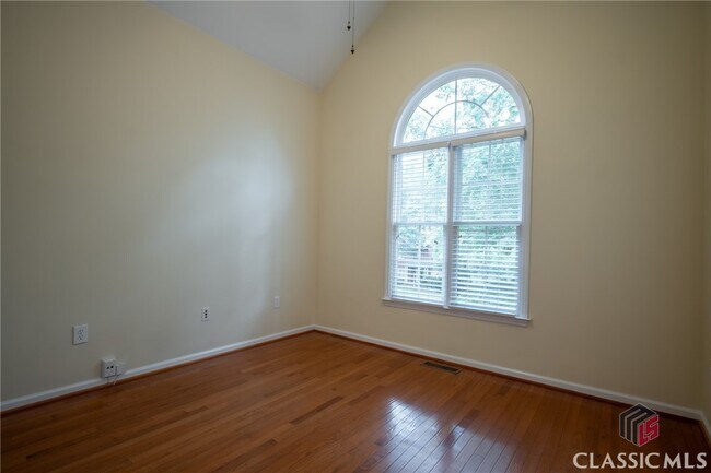 Building Photo - 1030 Laurel Springs Ct