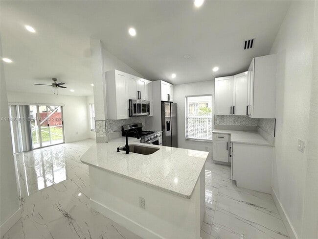 Building Photo - 8989 NW 53rd St