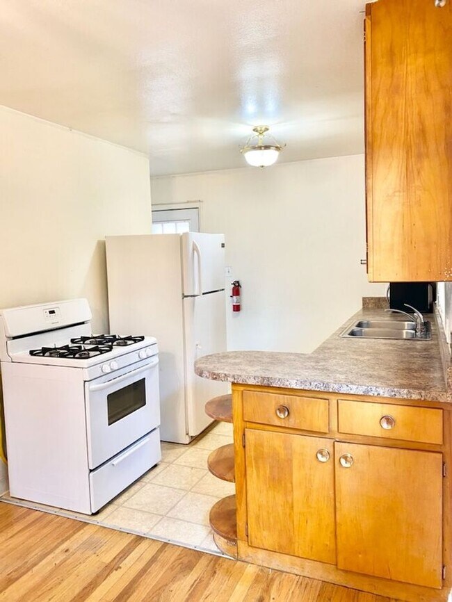 Building Photo - Cute House For Rent near CSU & Old Town!