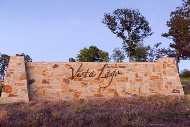 Building Photo - Coming Soon! Stunning 3 bed, 2 bath, 1 car garage located in West Tyler!!