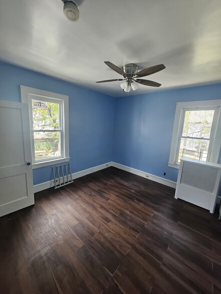 Master bedroom - 63 Plymouth St