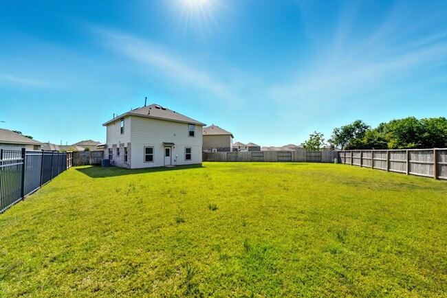Building Photo - 32506 Orchard Haze Dr