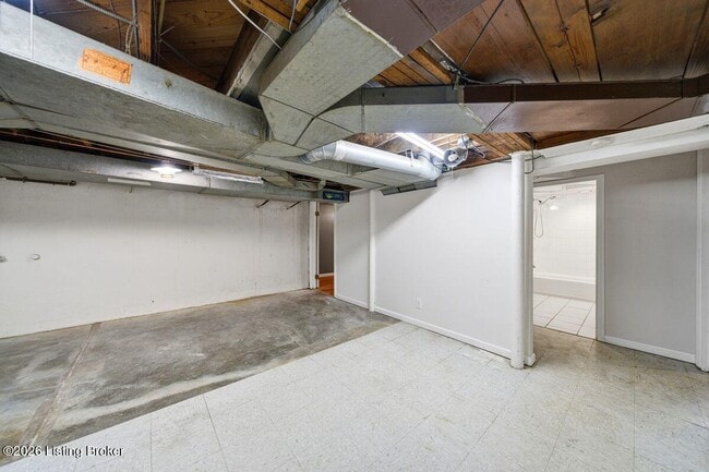 Building Photo - 1209 Valley Dr