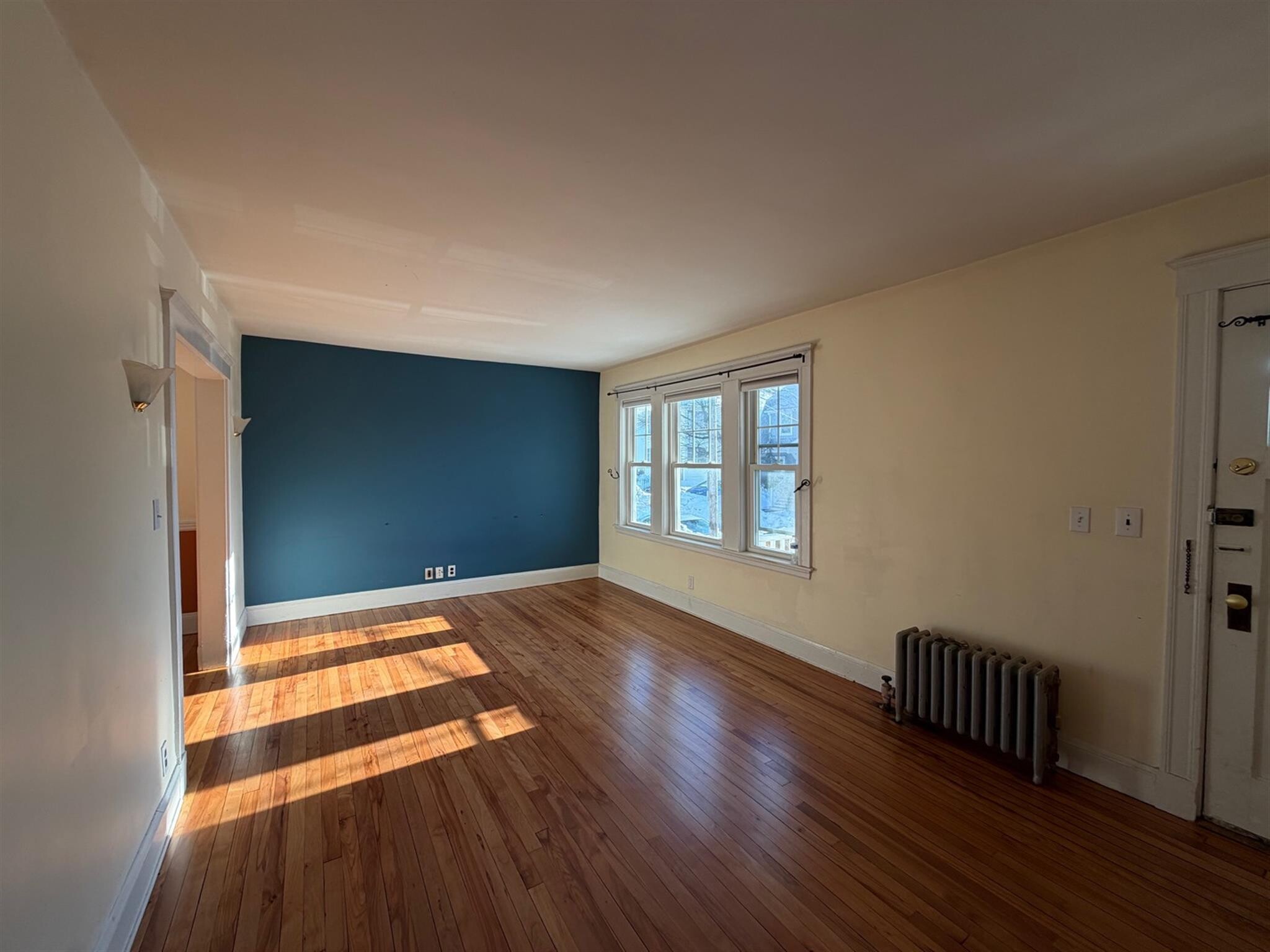 Building Photo - 67 Fairfax St