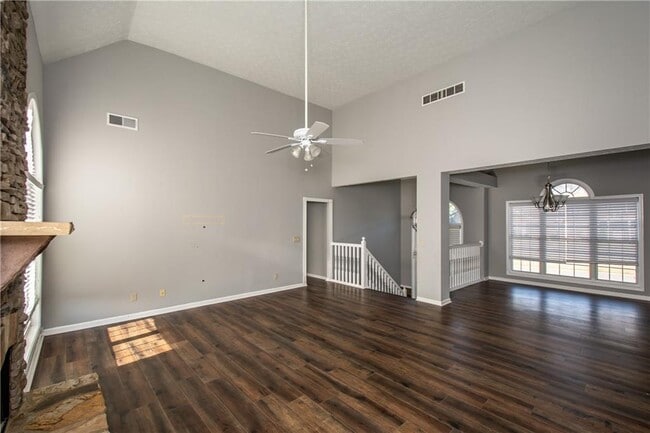 Building Photo - 4927 Planters Way