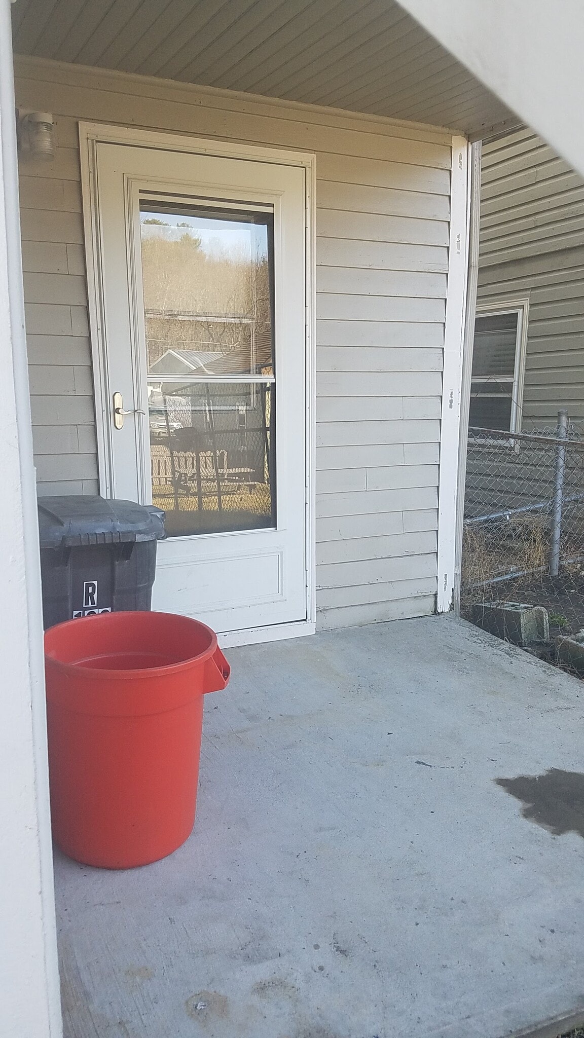 Secondary Entrance - 188 E Main St