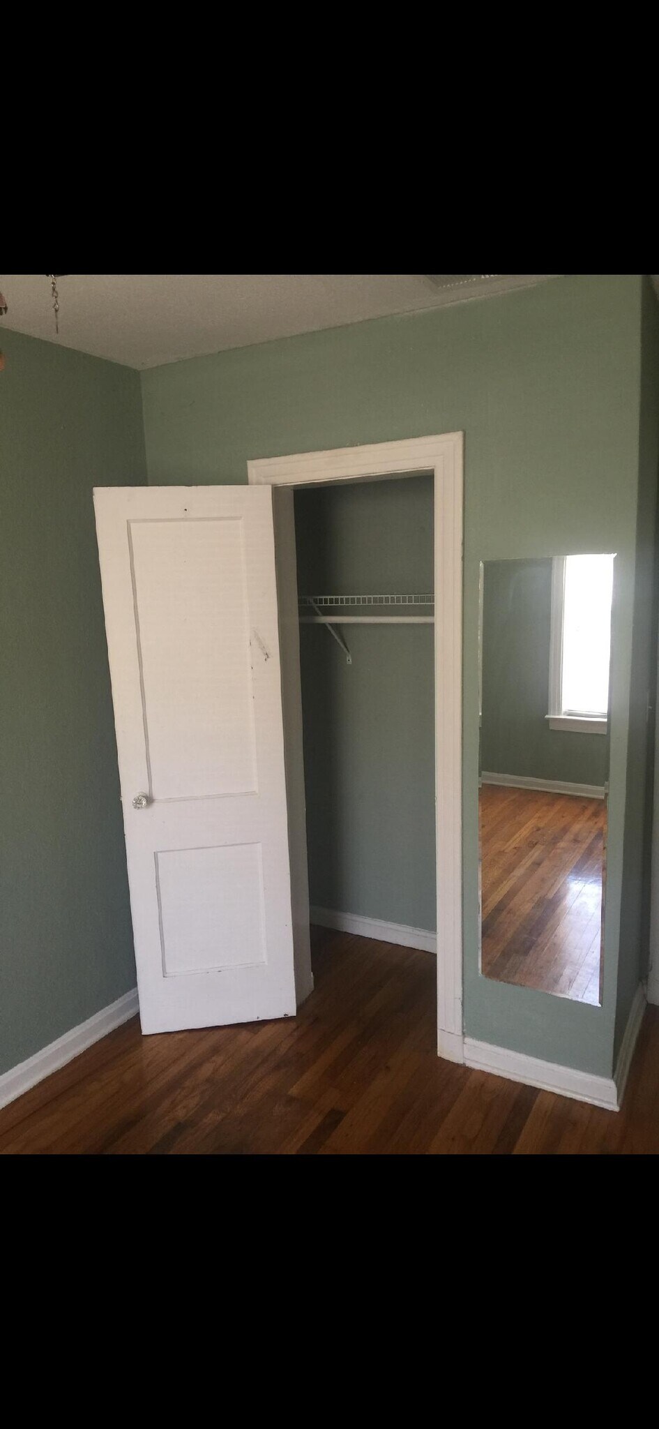 2nd br closet - 2743 Riverside Ave